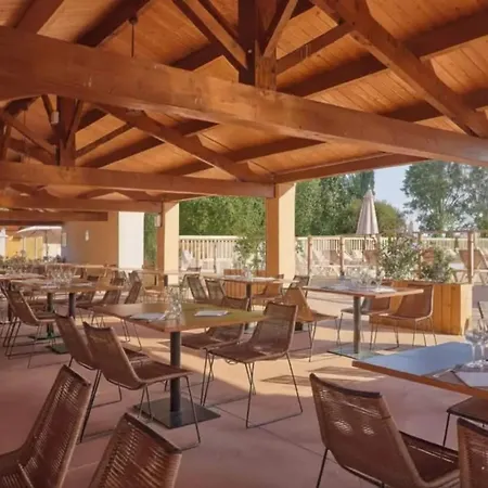Feriehus Confortable Pres De Avec Piscine *